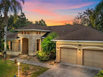 3061 Sutton Woods Dr