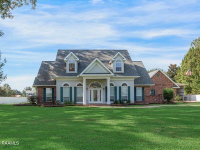 618 Lucerne Dr