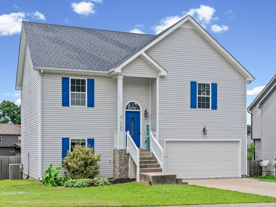 1132 Meachem Dr