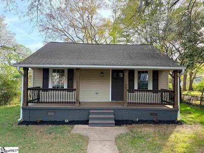 9 Brooks Ave
