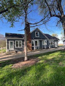 210 N Main St