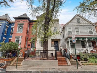 1473 Monroe St NW