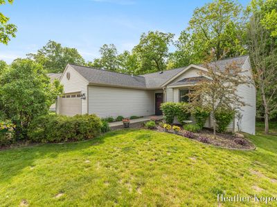 1663 Barnsley Ct SE