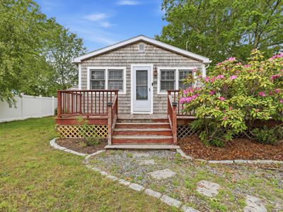 38 Agawam Lake Shore Drive