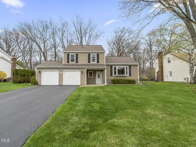 61 Longmeadow Drive