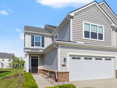 2206 Mill Ln