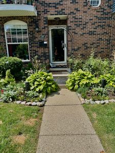 2798 Page Ave
