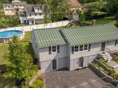 2 Hereford Drive