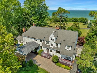 4303 Lake Shore Rd