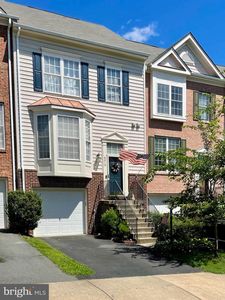 9818 Cheshire Ridge Cir