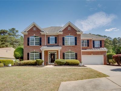 7601 The Lakes Dr