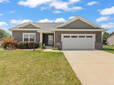 701 Red Bud Dr