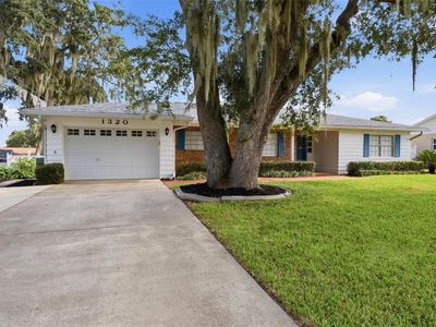 1320 LEE COURT