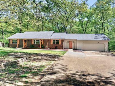 6815 Whippoorwill Rd