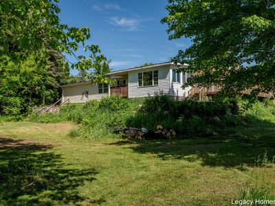 4621 Baker Rd
