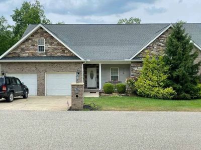 109 Dolaron Ln