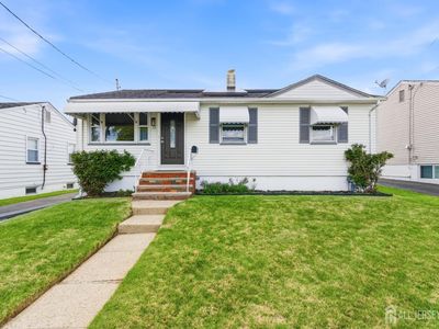 79 George St
