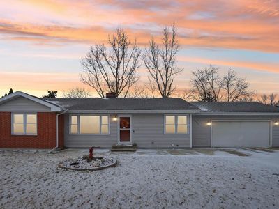 1602 Meadowlark Lane