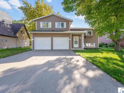 Property at 1721 Lilac Ln, North Mankato, MN