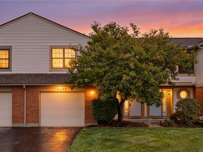 8495 Woodgrove Ct