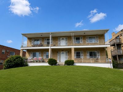 2729 Queen City Ave