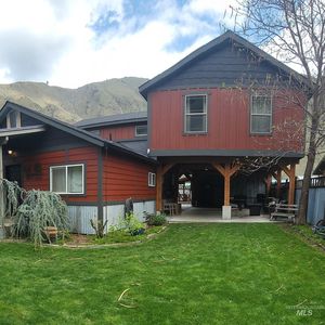 1006 Borah Ave