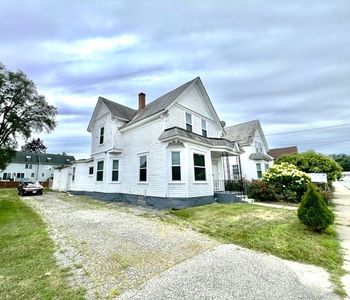 116 Midland St