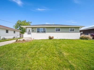 322 Windsor Dr
