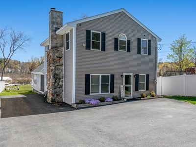 651 Nashua Rd