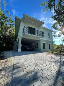 Property at 901 Estall St, Key Largo, FL