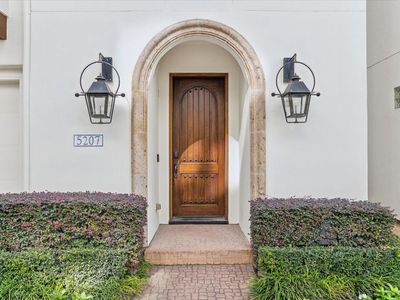 5207 Calle Montilla Pl