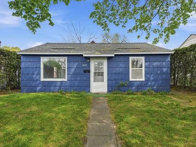 2434 W Wabash Ave
