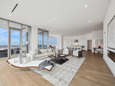 1711 Allen Pkwy #3401