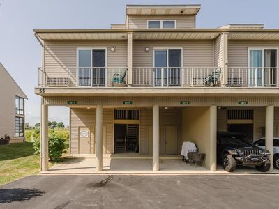 Property at 8895 W Canada Goose Ct, Oak Harbor, OH