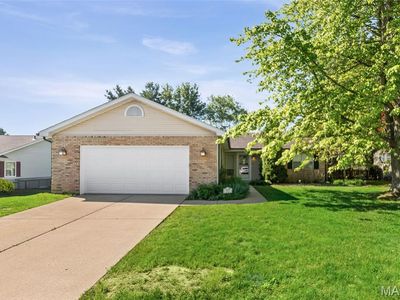 3812 Rolling Meadows Dr