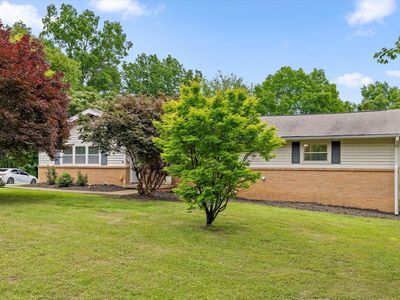 5646 Crestview Dr