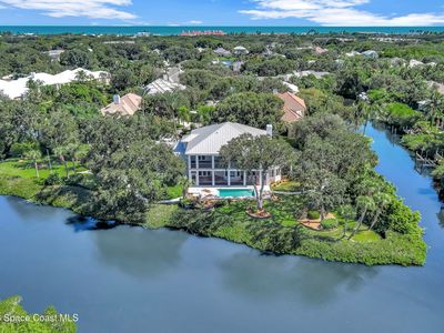 140 Waterway Ln
