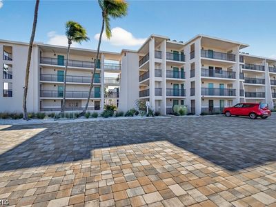 1501 Middle Gulf Dr #306G