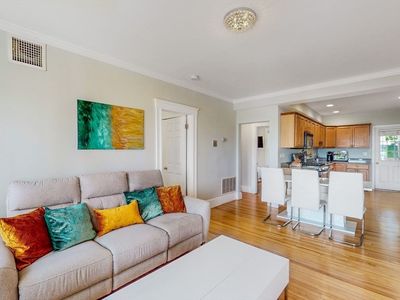 33 Main St Unit 2