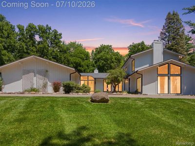 670 W Snell Rd