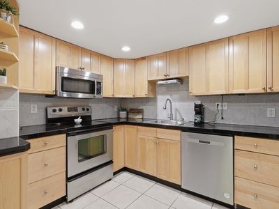 Property at 10 Hazelwood Ave Unit 2, Dracut, MA