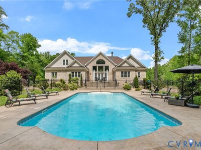 2403 Bermuda Ave