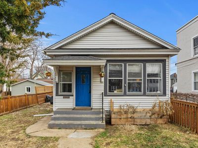 3221 Bryant Ave S