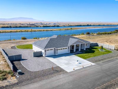 359 Panoramic Dr