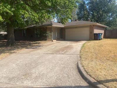 8200 Karla Ln