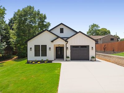 227 Holmes Dr