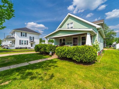 1111 South 6TH AVENUE