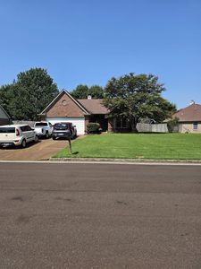 100 Village Dr