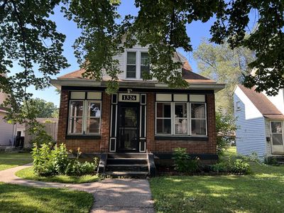 1326 Adams STREET