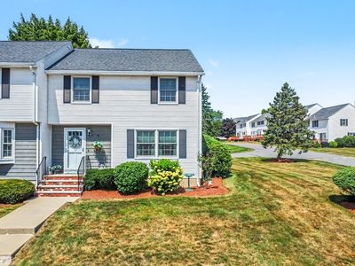 12 Christopher Dr #36